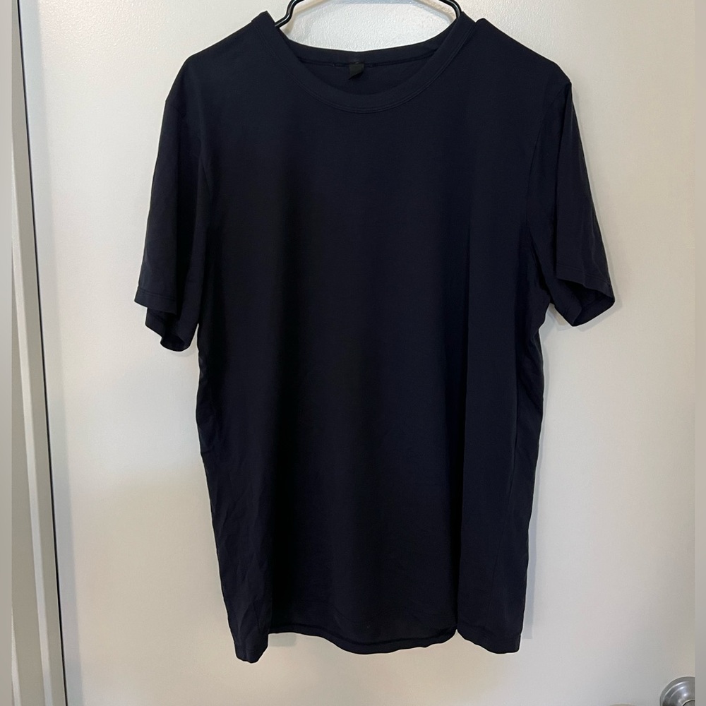 Lululemon Fundamental Tee